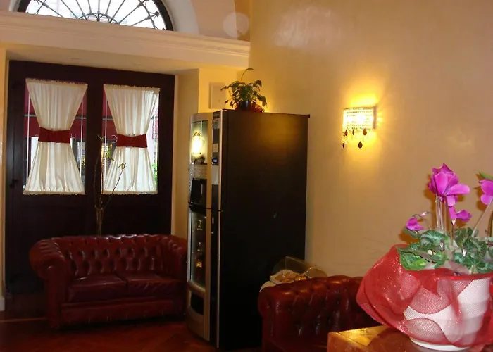 Hotel Dina Roma